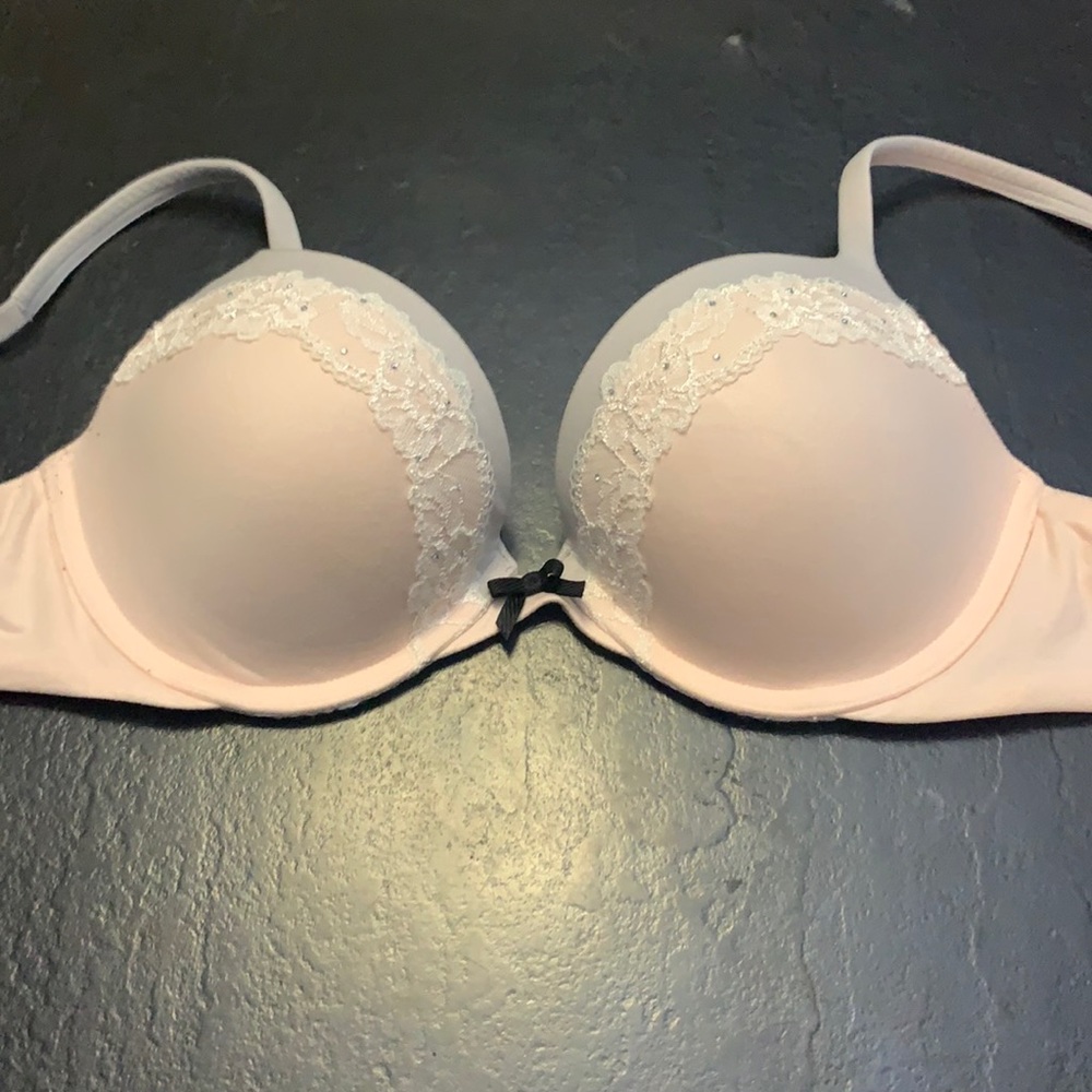 Victoria secrets body push-up bra